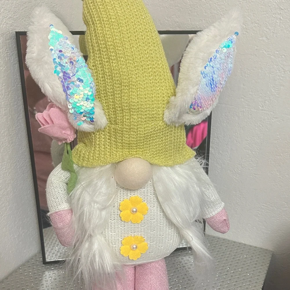 Charming Yellow and Pink Gnome Decor EUC